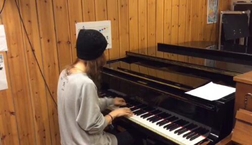 "Victory" (piano versjon) av Patric Pietshmann Pianotime