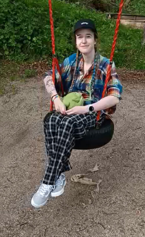 På rulletur i Botanisk hage i Tromsø juni 2024.